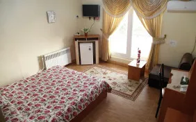 اتاق دو تخته دبل (اقامت با صبحانه)