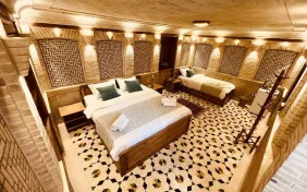 اتاق سه تخته لاجورد (اقامت با صبحانه)