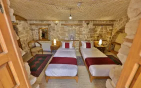 اتاق دوتخته توئین سنگی (اقامت باصبحانه)