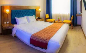 اتاق دو تخته برای یک نفر (اقامت با صبحانه)