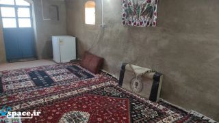 سوئیت یک خوابه سنتی بالکن دار فاقد سرویس بهداشتی اختصاصی (طبقه اول)