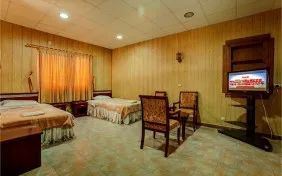 اتاق سه تخته (اقامت با صبحانه)