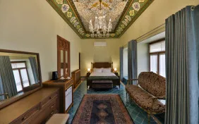 اتاق دوتخته دبل ارجان رویال vip (اقامت باصبحانه)