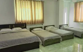 اتاق پنج تخته (اقامت با صبحانه)