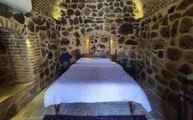 اتاق دو تخته دبل غیر مستر (اقامت با صبحانه)