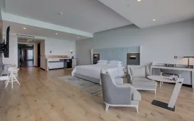 اتاق دوتخته دبل دیلاکس ویو جنگل طبقات 9 تا 18 (اقامت باصبحانه)