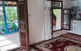 اتاق سه نفره اسپیلت دار(کف خواب) (اقامت بدون صبحانه)