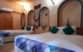 اتاق چهار تخته (اقامت با صبحانه)