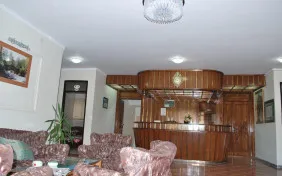 آپارتمان دو خوابه پنج نفره