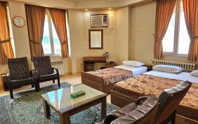 سوئیت دو خوابه برای سه نفر (اقامت با صبحانه)