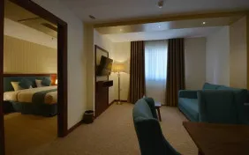 سوئیت یک خوابه دو نفره (اقامت با صبحانه)