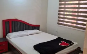 سوئیت یکخوابه سه نفره (اقامت)