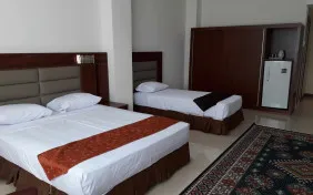 اتاق چهار تخته (اقامت با صبحانه)