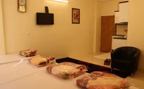 اتاق پنج تخته (اقامت با صبحانه)