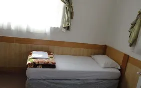 اتاق یک تخته (اقامت با صبحانه)