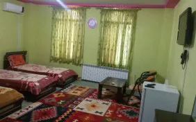 اتاق سه تخته (اقامت تک)