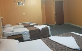 اتاق سه تخته (اقامت با صبحانه)