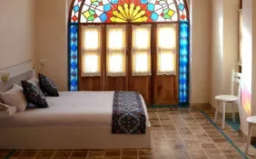 اتاق دو تخته دبل بالا (اقامت با صبحانه)