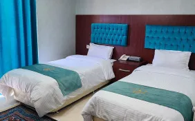 اتاق سه تخته (اقامت با صبحانه)