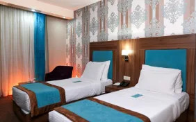 اتاق دو تخته توئین (اقامت با صبحانه)