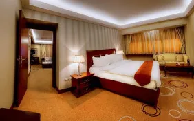 اتاق کانکت چهار تخته (اقامت با صبحانه)