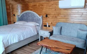 کلبه سبز دوتخته (اقامت باصبحانه)