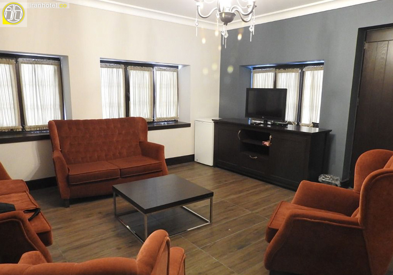 سوییت دو خوابه پنج نفره ویژه (صبحانه)