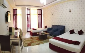 اتاق سه تخته رو به دریا (اقامت با صبحانه)