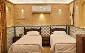 سوئیت چهارتختهvip شازده (اقامت باصبحانه)