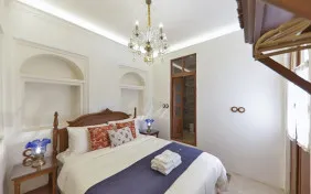 اتاق دوتخته دبل آبان (اقامت باصبحانه)