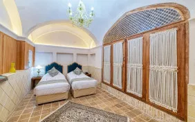 اتاق چهار تخته زیرزمین113 (اقامت با صبحانه)