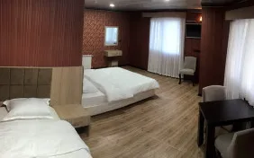 اتاق دو تخته توئین (اقامت با صبحانه)