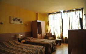 اتاق دو تخته دبل (اقامت با صبحانه)