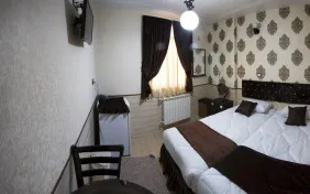 اتاق دوتخته (اقامت با صبحانه)