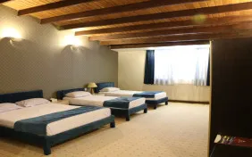 اتاق چهار تخته فاز 1 (اقامت با صبحانه)