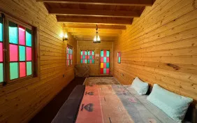 اتاق شش نفره(دوتخته+کف خواب) (اقامت باصبحانه)