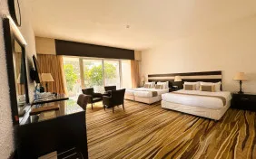 کابانا چهارتخته محوطه(استاندارد) (اقامت با صبحانه)