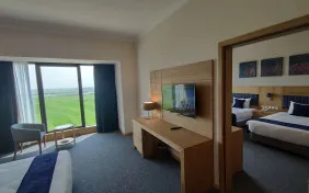 اتاق کانکت چهار نفره(طبقه 3تا10)(5ستاره) (اقامت با صبحانه)