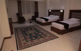 اتاق سه نفره (اقامت با صبحانه)