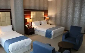 اتاق دبل پلاس سه نفره (اقامت با صبحانه)