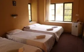 اتاق چهار تخته احمد شاملو (اقامت با صبحانه)