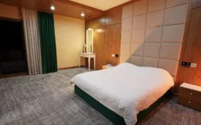 اتاق یک تخته (اقامت باصبحانه)