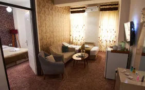 سوئیت چهارتخته (اقامت تک)