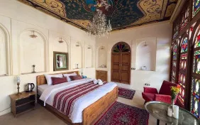 اتاق دوتخته ارسی زمرد (vip) (اقامت با صبحانه)