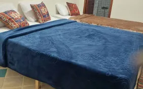 اتاق سه تخته دودری (اقامت با صبحانه)