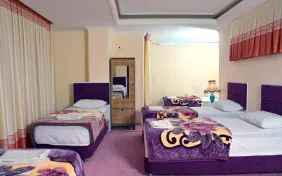 اتاق سه تخته (اقامت)