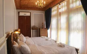 اتاق سه تخته آقابزرگ (اقامت با صبحانه)