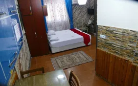 اتاق 40 متری سه نفره (اقامت با صبحانه)