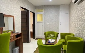 سوئیت دو خوابه پنج تخته (اقامت با صبحانه)