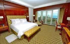 اتاق دو تخته لوکس رو به دریا (اقامت با صبحانه)